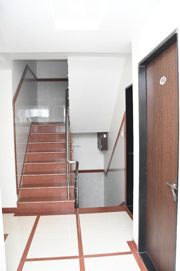 Hotel Sai Shatabdi Shirdi Exterior photo