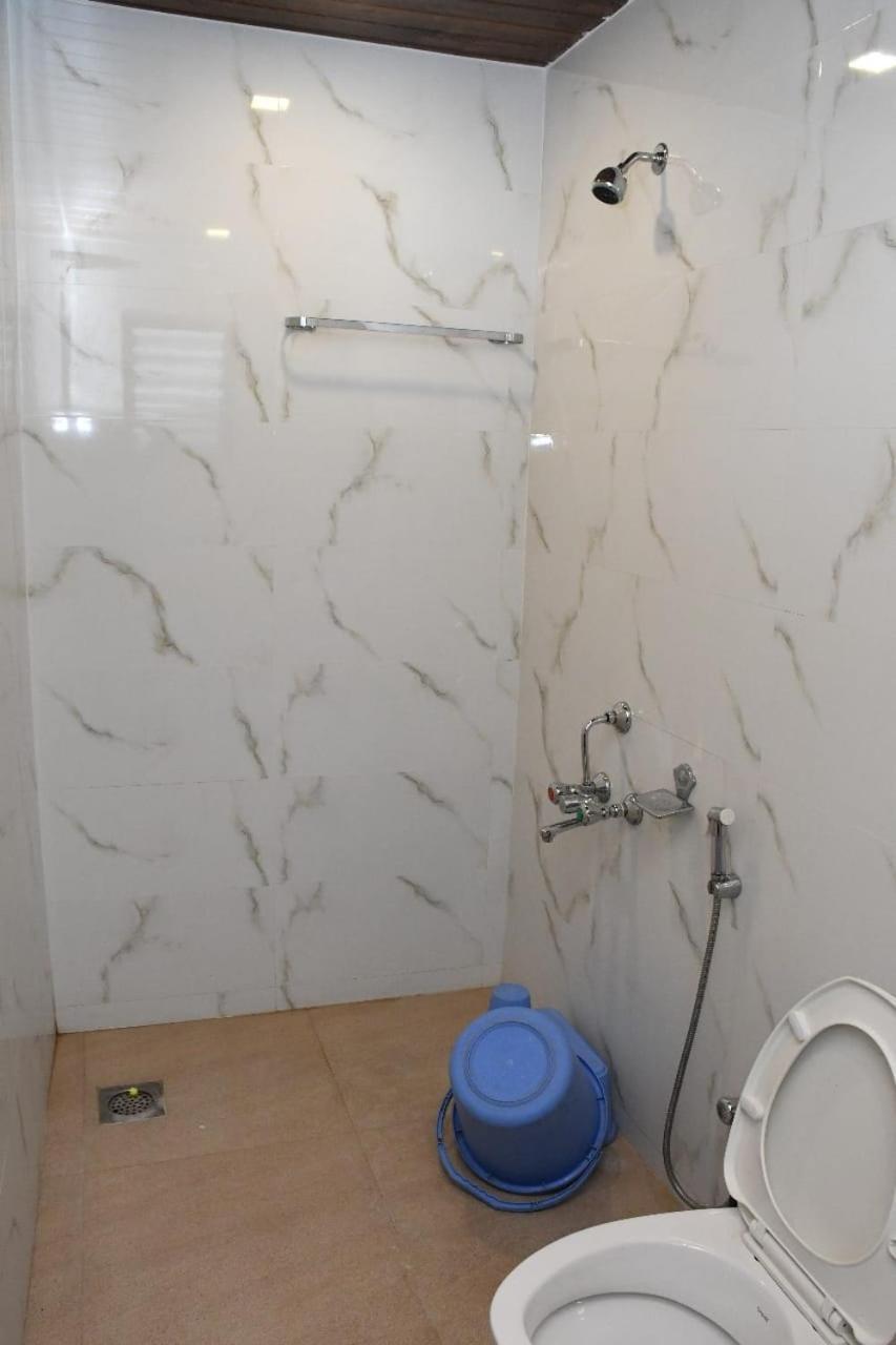 Hotel Sai Shatabdi Shirdi Exterior photo